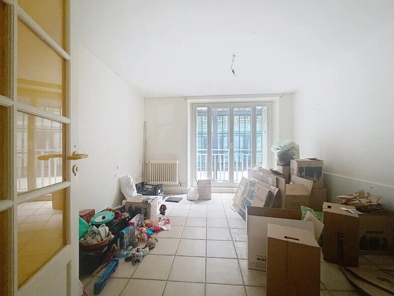 61 Rue De Lancry, Paris à vendre - Photo de l’immeuble – Image 2 sur 7