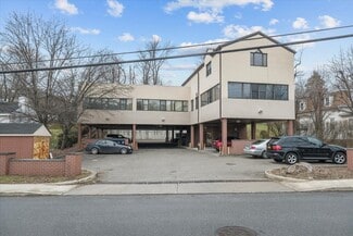 Plus de détails pour 8 Revolutionary Rd, Ossining, NY - Bureau à louer