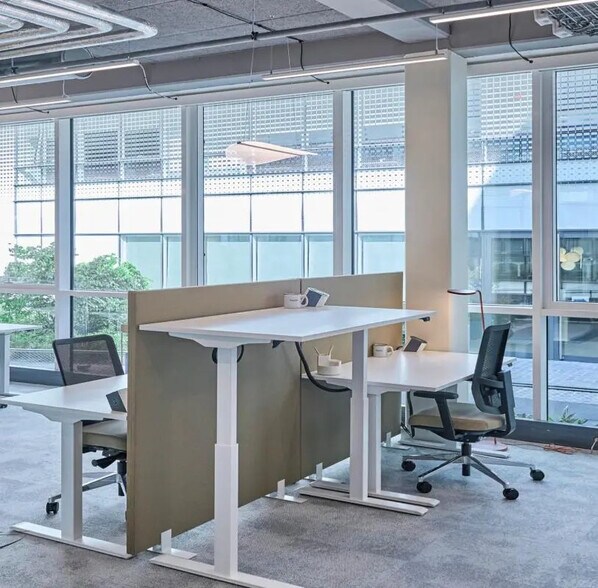 Bureau dans Paris à louer - Photo de l’immeuble – Image 1 sur 20
