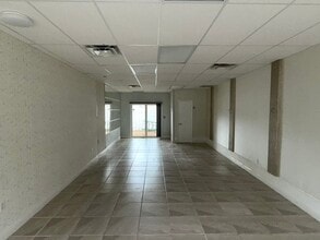 11471 W Sample Rd, Coral Springs, FL à louer Photo intérieure– Image 2 sur 4