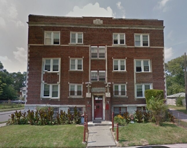 129-Unit Detroit Multifamily Portfolio portefeuille de 5 biens à vendre sur LoopNet.fr - Photo principale – Image 2 sur 6