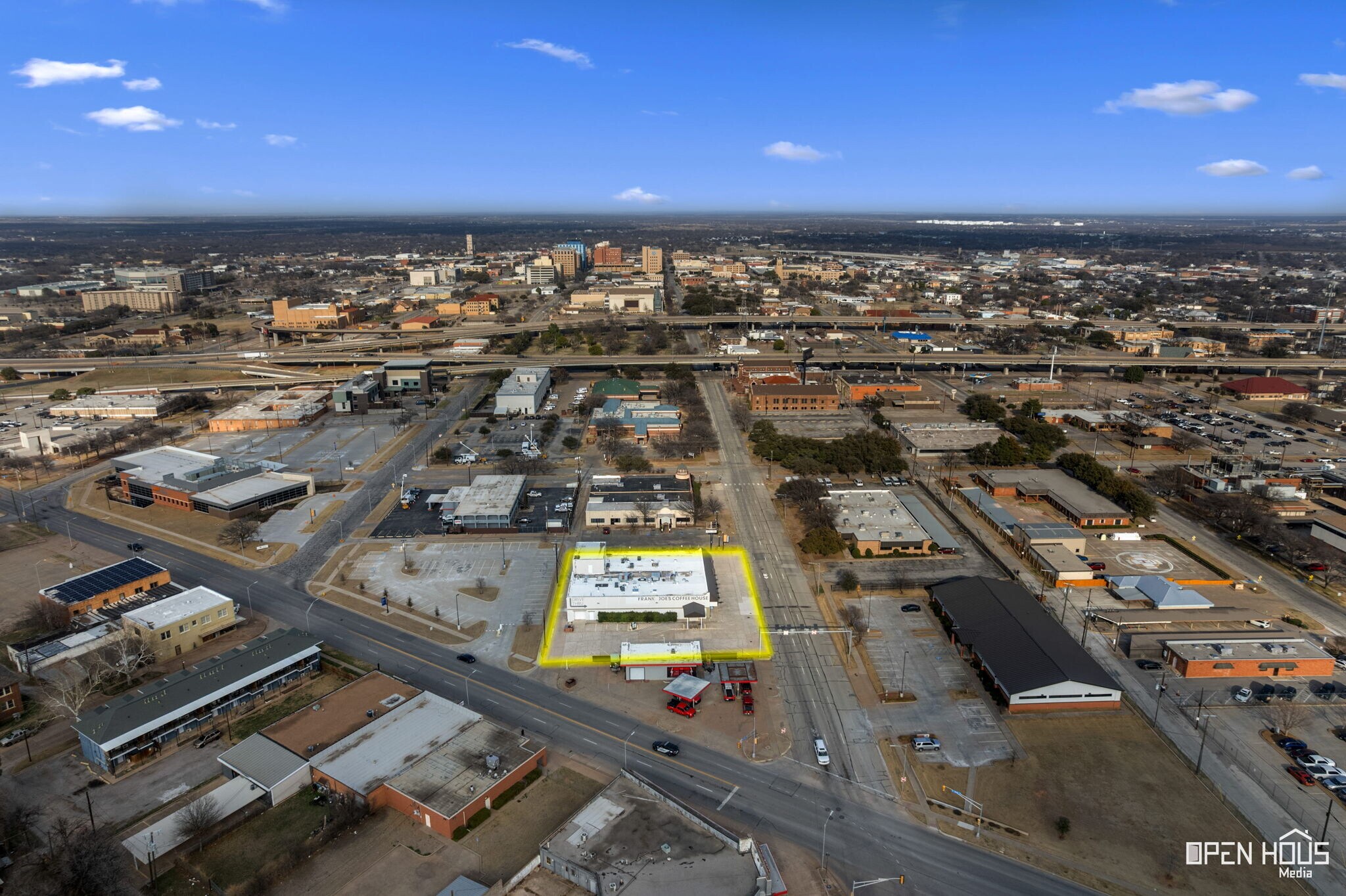 1612 9th St, Wichita Falls, TX à vendre Photo principale– Image 1 sur 11