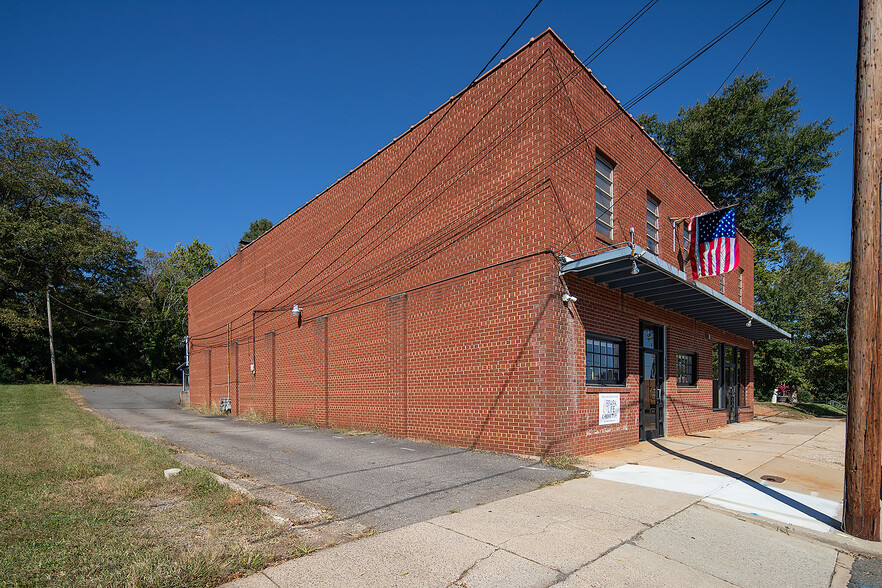 426 Western Ave, Statesville, NC à louer - Photo de l’immeuble – Image 2 sur 51