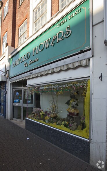 10-10A Church Rd, Ashford à vendre - Photo de l’immeuble – Image 2 sur 3