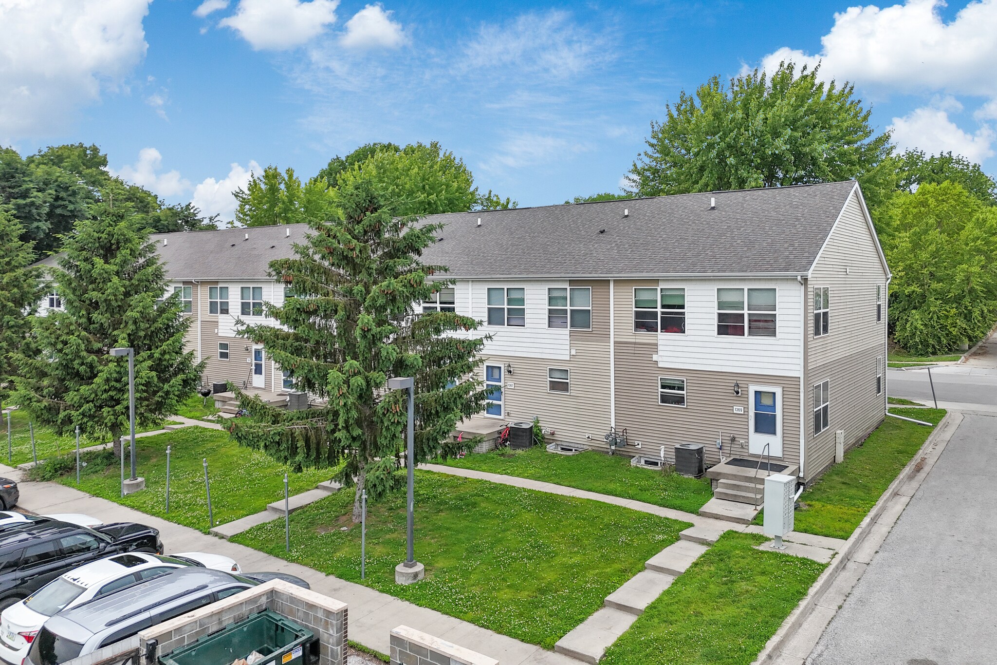 1353 21st St, Des Moines, IA à vendre Photo principale– Image 1 sur 10