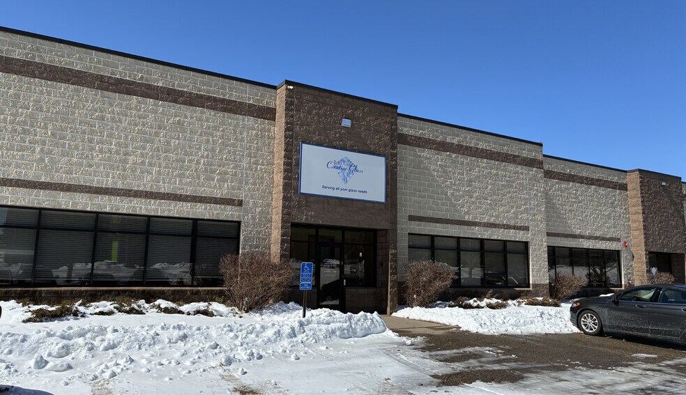 3550 145th St W, Burnsville, MN à vendre - Photo de l’immeuble – Image 2 sur 5