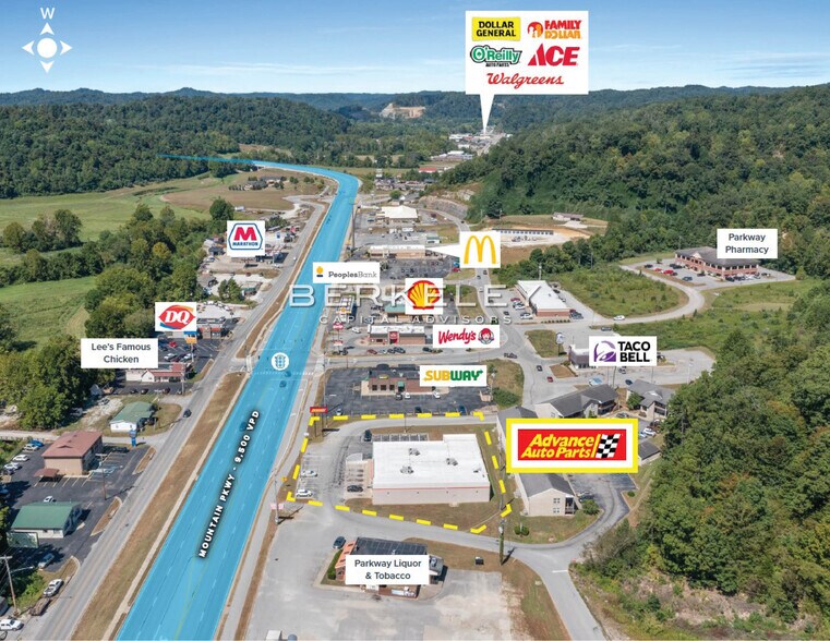 400 E Mountain Pky, Salyersville, KY à vendre - Photo de l’immeuble – Image 2 sur 6