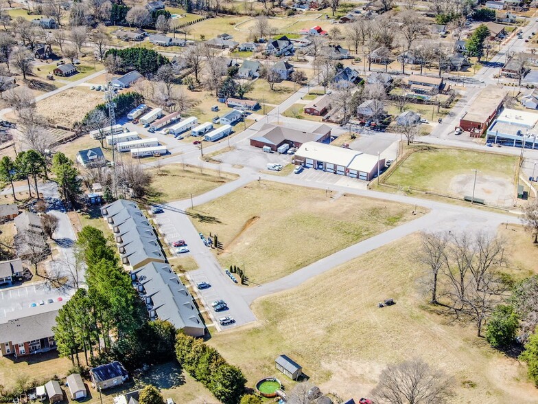 125 1st Avenue Dr SE, Taylorsville, NC à vendre - Photo de l’immeuble – Image 3 sur 40