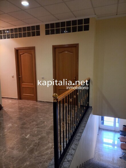 Bureau dans L'Olleria, Valencia à vendre - Photo de l’immeuble – Image 3 sur 13