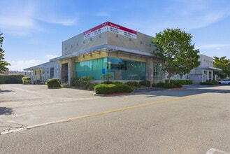 3562-3582 Eastham Dr, Culver City, CA à louer Photo de l’immeuble– Image 1 sur 10