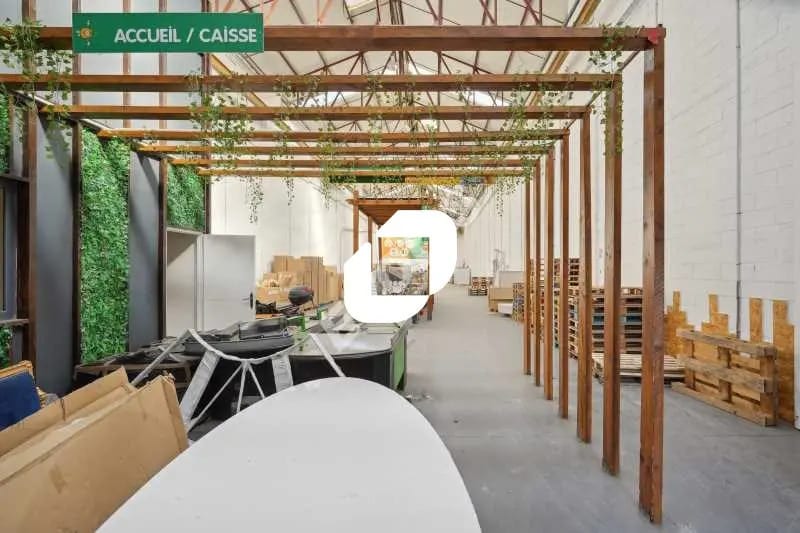 Local d’activités dans Épinay-sur-Seine à louer - Photo intérieure – Image 3 sur 12