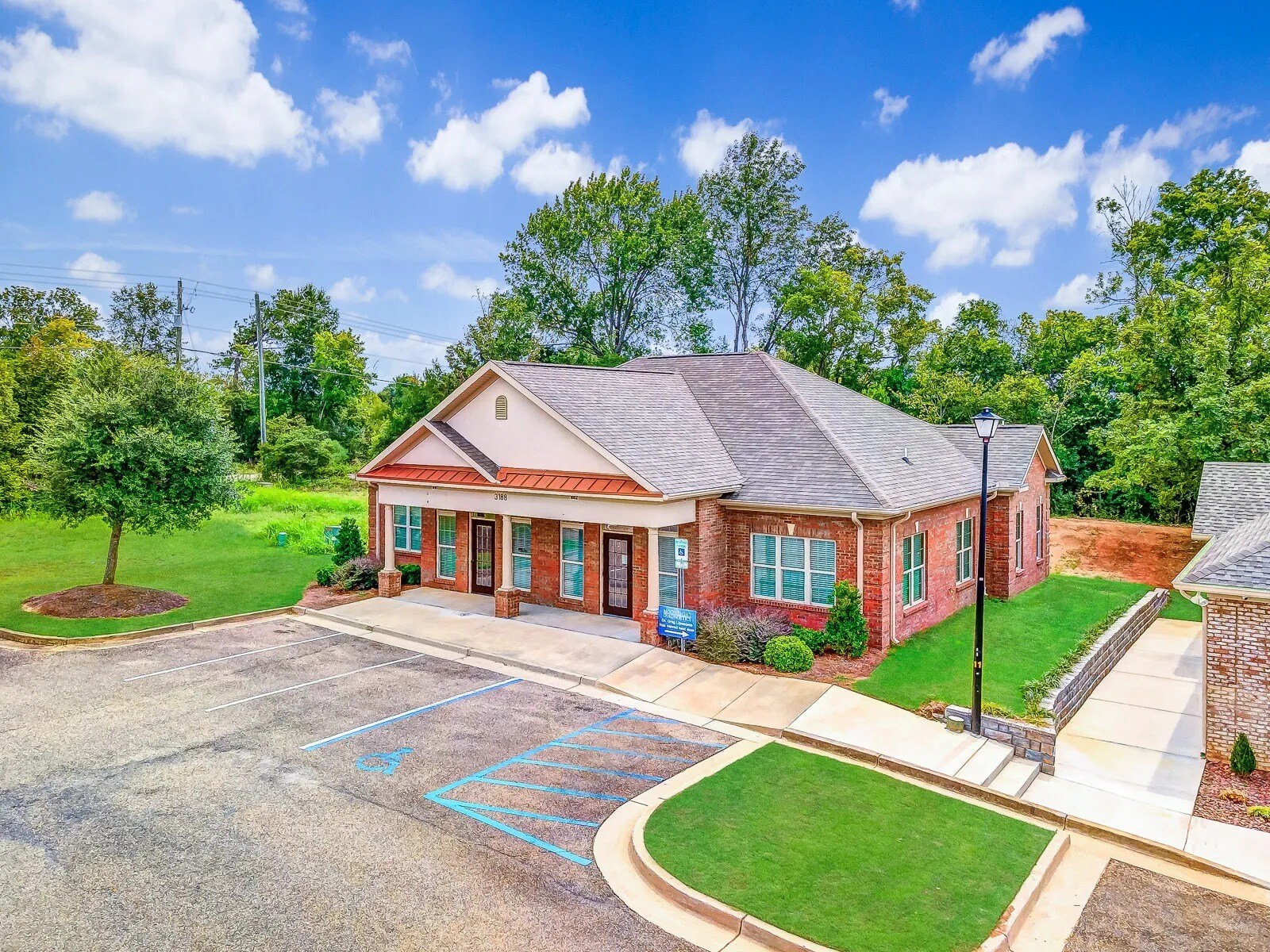 3188 Parliament Cir, Montgomery, AL à louer Photo de l’immeuble– Image 1 sur 4