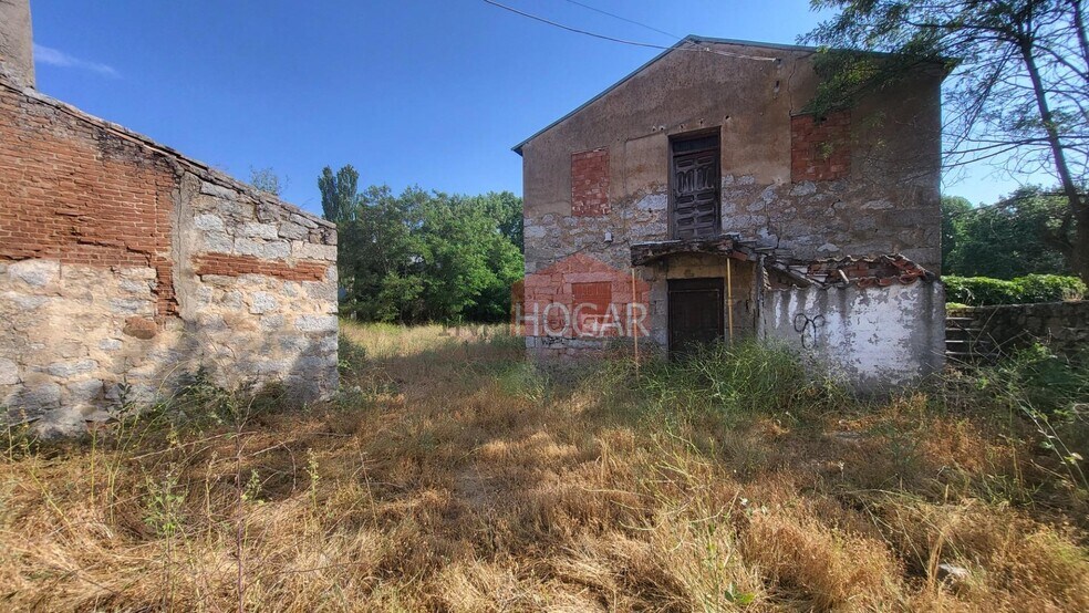 Terrain dans Navalperal de Pinares, Ávila à vendre - Photo de l’immeuble – Image 2 sur 8