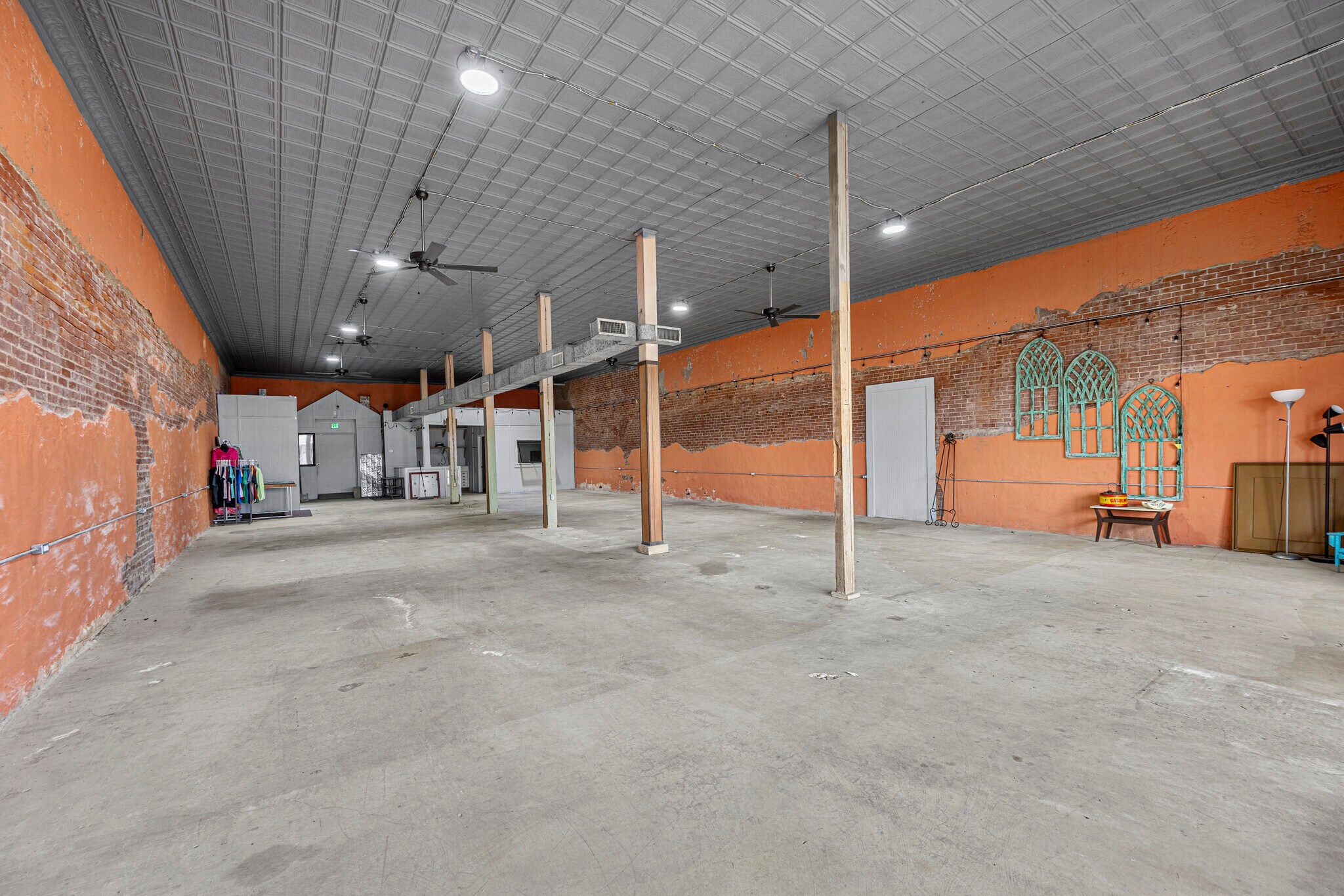 116 Gassaway Ave, Lott, TX à vendre Photo principale– Image 1 sur 21