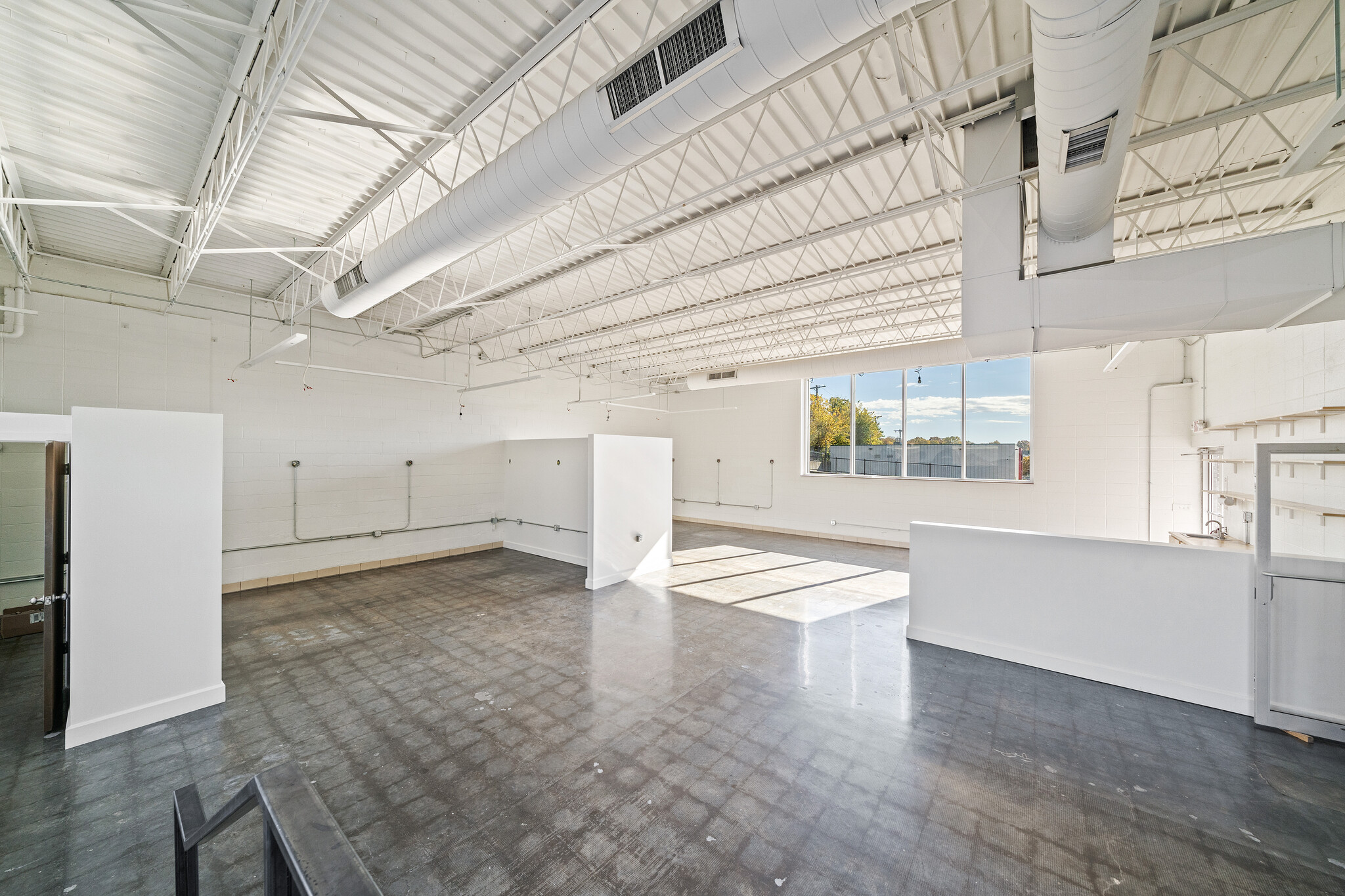 6145 Troost Ave, Kansas City, MO à vendre Photo intérieure– Image 1 sur 6