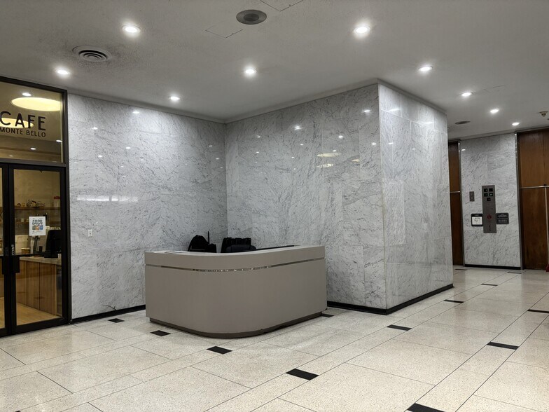 828 Main St, Lynchburg, VA à louer - Photo intérieure – Image 3 sur 10