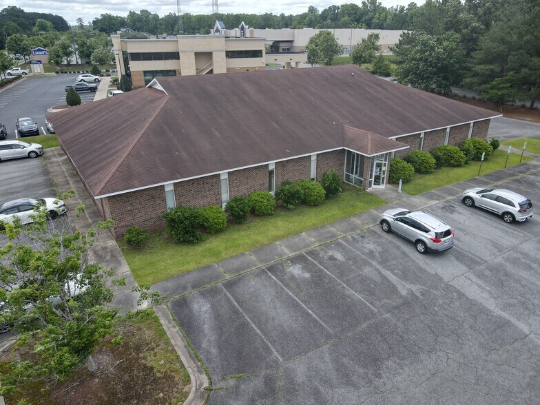 101 Fox Haven Rd, Greenville, NC à vendre - Photo de l’immeuble – Image 1 sur 10