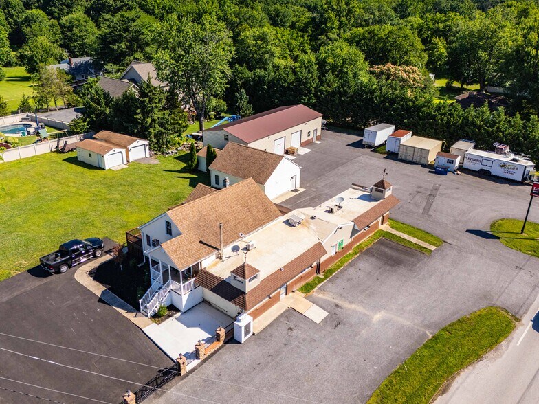10100 Bird River Rd, Baltimore, MD à vendre - Photo de l’immeuble – Image 1 sur 31
