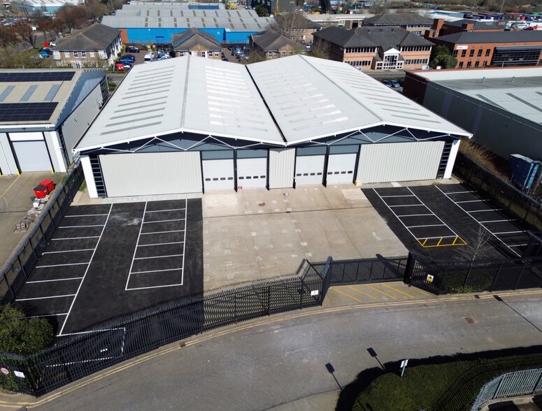 Boundary Way, Hemel Hempstead à louer - Photo de l’immeuble – Image 3 sur 3