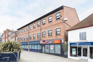 Plus de détails pour 38-42 High St, Crawley - Local commercial à louer