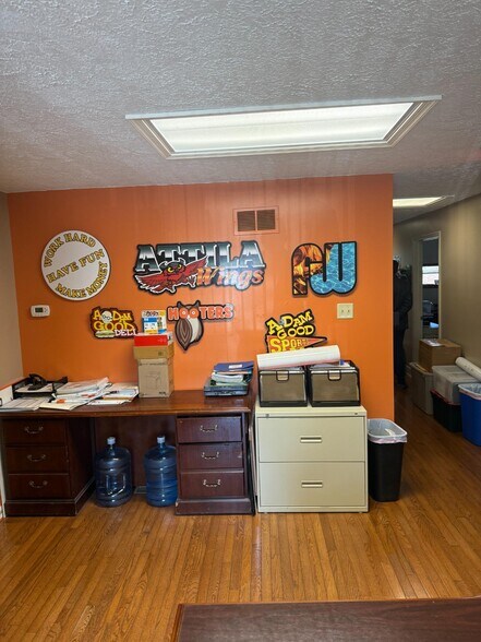 337 E Main St, Newark, DE à vendre - Photo intérieure – Image 2 sur 4
