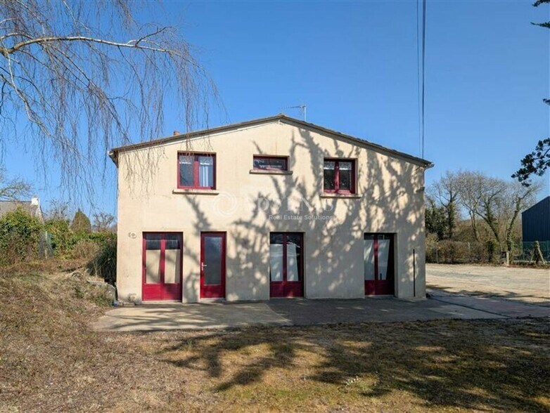 Local d'activités dans La Richardais à vendre - Photo de l’immeuble – Image 3 sur 9