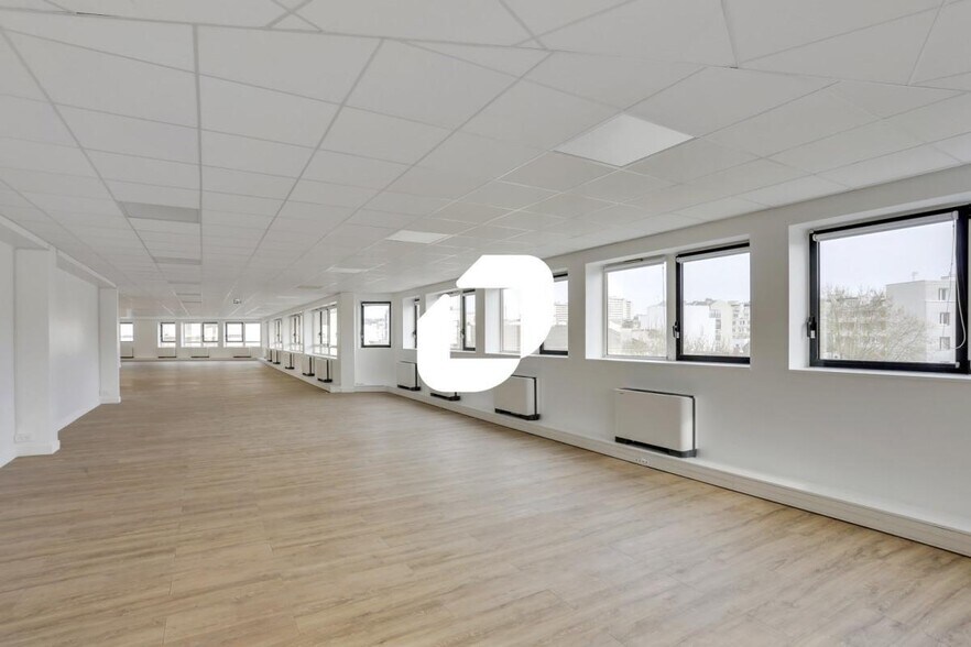 Bureau dans Issy-les-Moulineaux à louer - Photo de l’immeuble – Image 1 sur 16