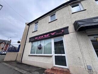 Plus de détails pour 477 Llangyfelach Rd, Swansea - Local commercial à louer