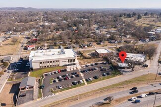 Plus de détails pour 1119 S Main St, Columbia, TN - Local d’activités à vendre