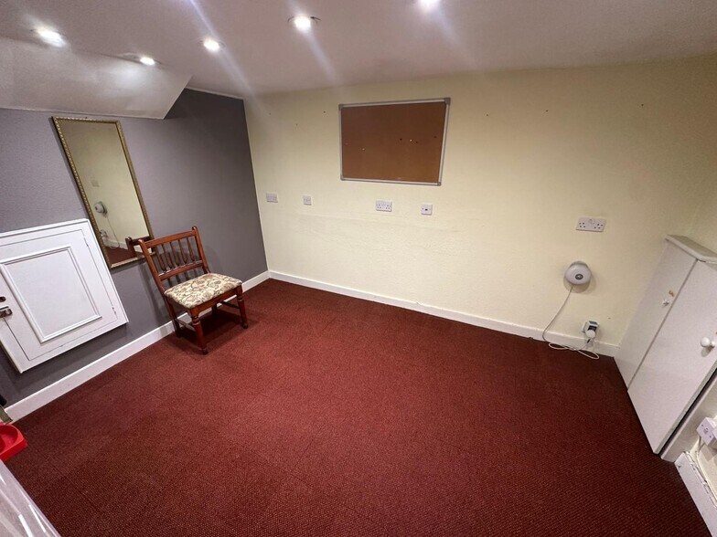 21 Tufton St, Ashford à vendre - Photo de l’immeuble – Image 3 sur 11