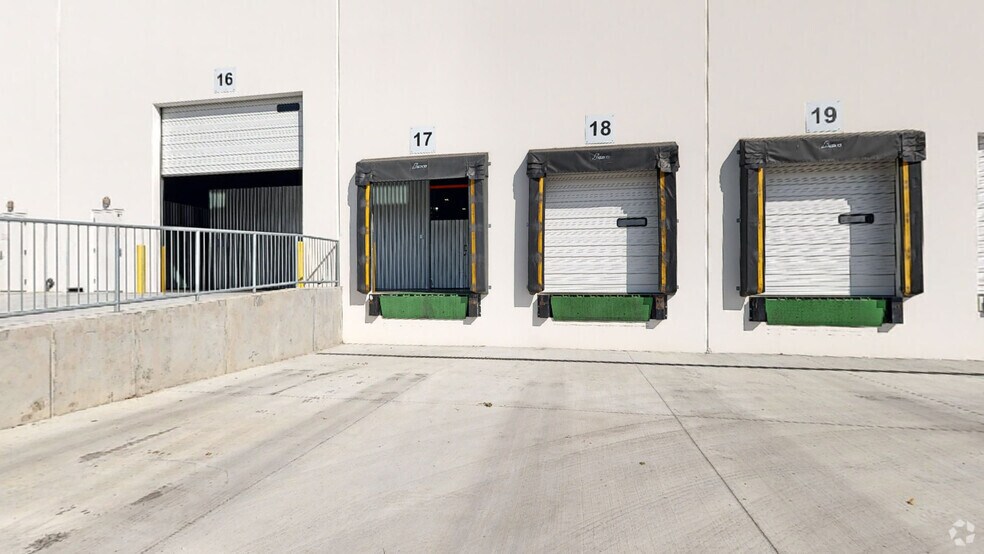 485 N Jimmy Doolittle Rd, Salt Lake City, UT à louer - Numérisation 3D Matterport – Image 3 sur 25