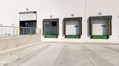 485 N Jimmy Doolittle Rd, Salt Lake City, UT à louer Numérisation 3D Matterport– Image 1 sur 9