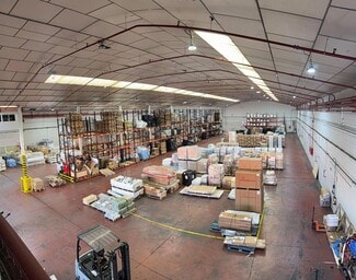 Plus de détails pour Calle de las Américas, 6, Coslada - Industriel/Logistique à vendre