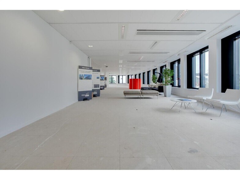 Bureau dans La Garenne-Colombes à louer - Photo intérieure – Image 2 sur 9