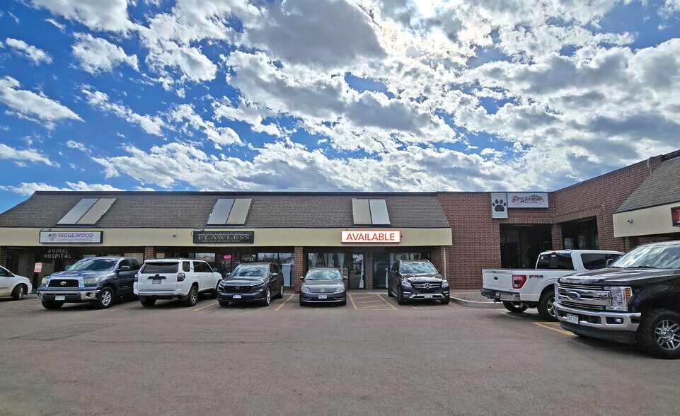 3730-3770 Astrozon Blvd, Colorado Springs, CO à louer - Photo de l’immeuble – Image 1 sur 15