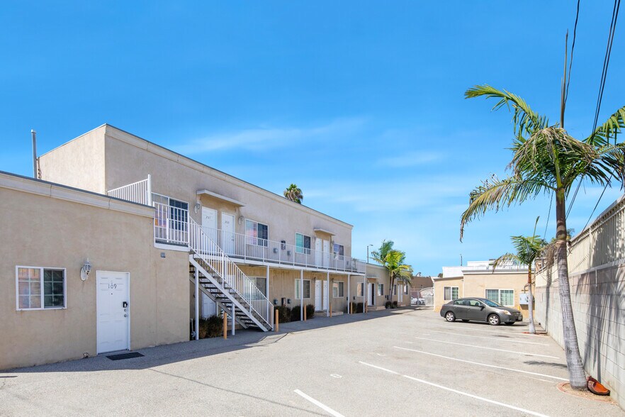 5016 W Washington Blvd, Los Angeles, CA à vendre - Photo de l’immeuble – Image 2 sur 15