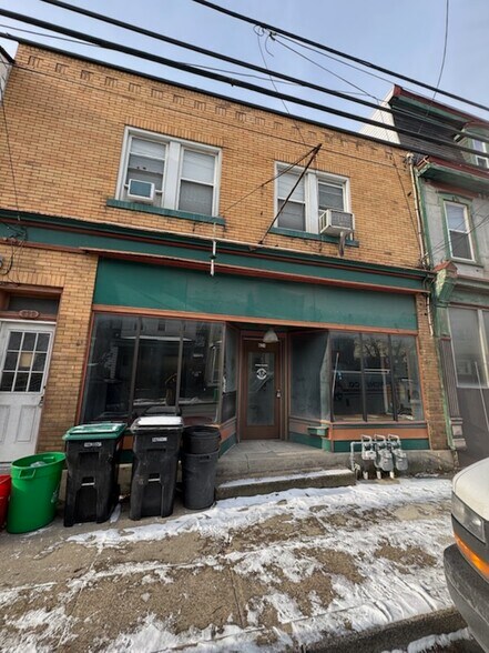 629 Evergreen Ave, Millvale, PA à louer - Photo de l’immeuble – Image 3 sur 9