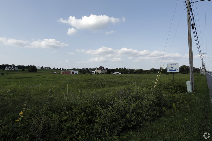 4900 Lincoln Hwy W, Thomasville, PA à louer - Photo principale – Image 1 sur 2