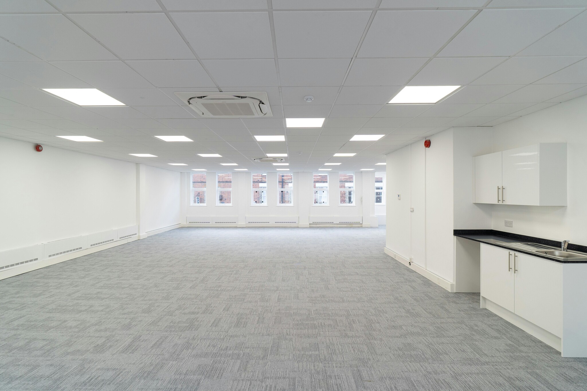 39 Queen St, Maidenhead à louer Photo de l’immeuble– Image 1 sur 10