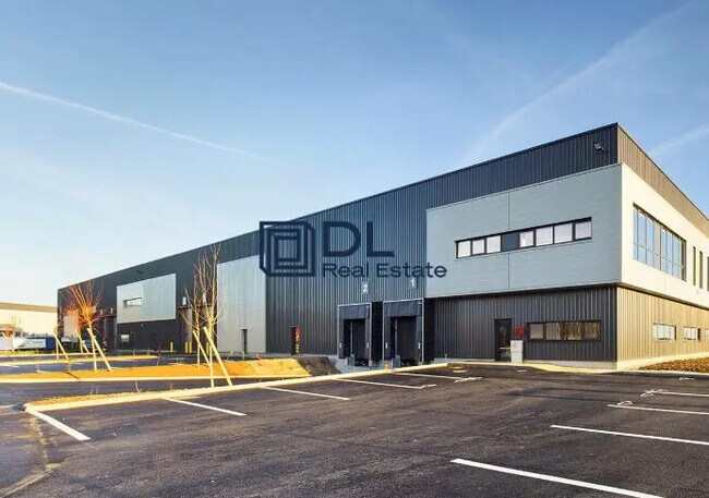 Plus de détails pour Industriel/Logistique à louer