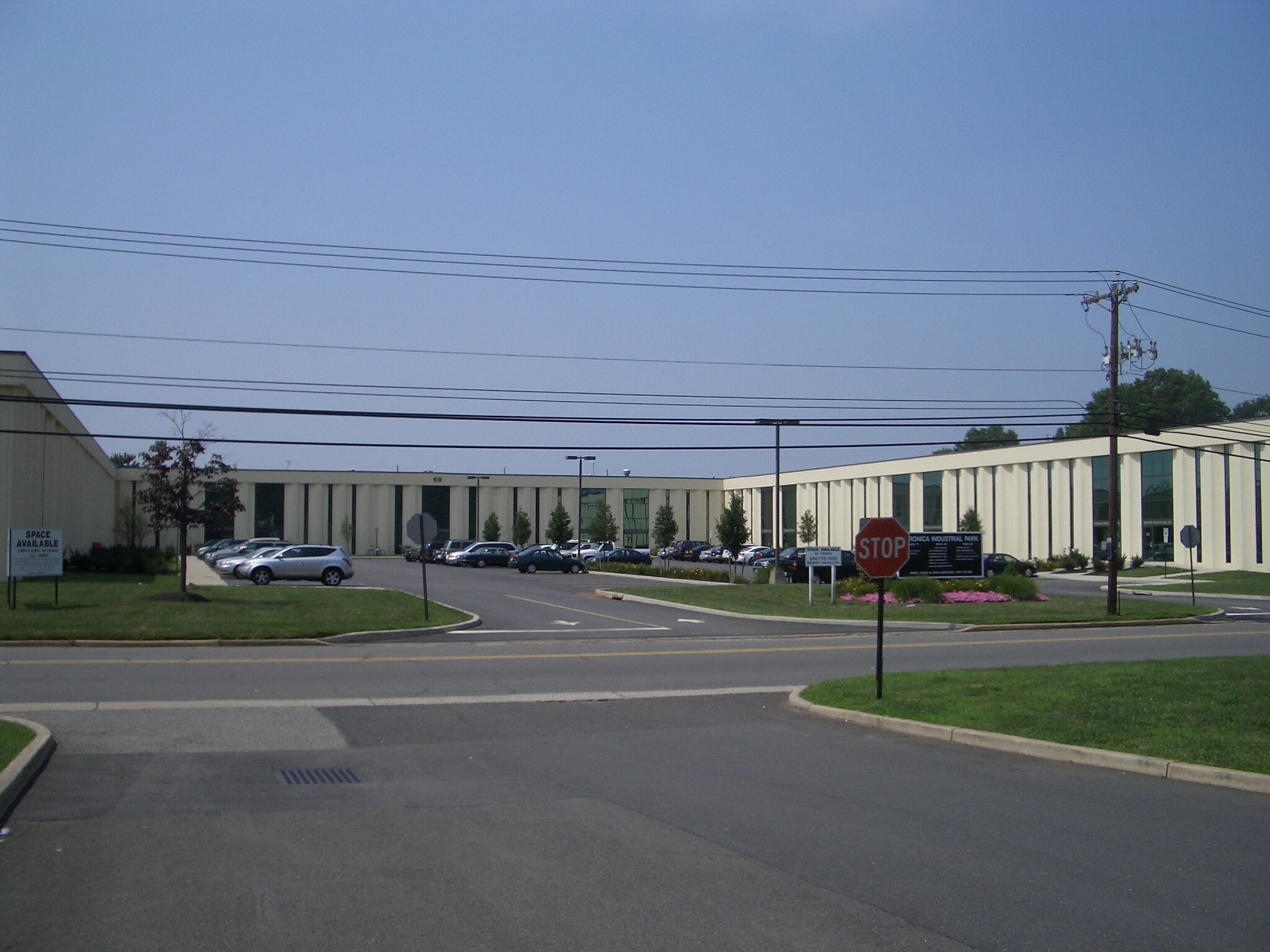 67-71 Veronica Ave, Somerset, NJ à louer Photo intérieure– Image 1 sur 2