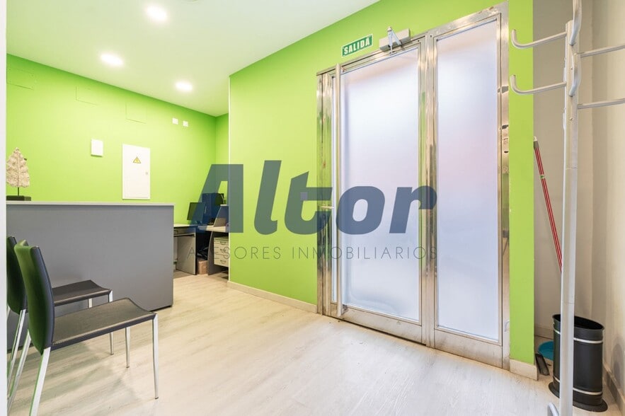 Immeuble residentiel dans Madrid, Madrid à vendre - Photo intérieure – Image 3 sur 15