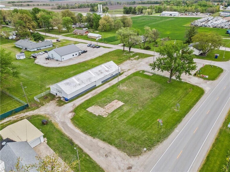 200 Park Ave, Pana, IL à vendre - Photo de l’immeuble – Image 2 sur 13