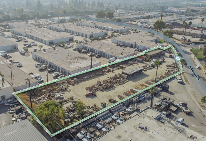 1000 S Cypress St, La Habra, CA à vendre - Photo de l’immeuble – Image 1 sur 2