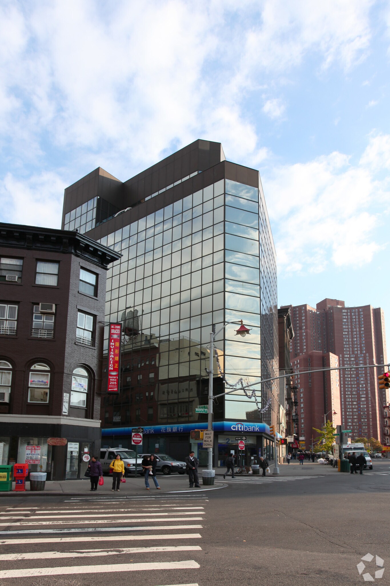2-4 Mott St, New York, NY à louer Photo de l’immeuble– Image 1 sur 22