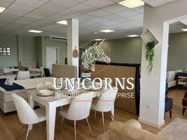 Local commercial dans Villeneuve-Tolosane à louer - Photo de l’immeuble – Image 2 sur 4