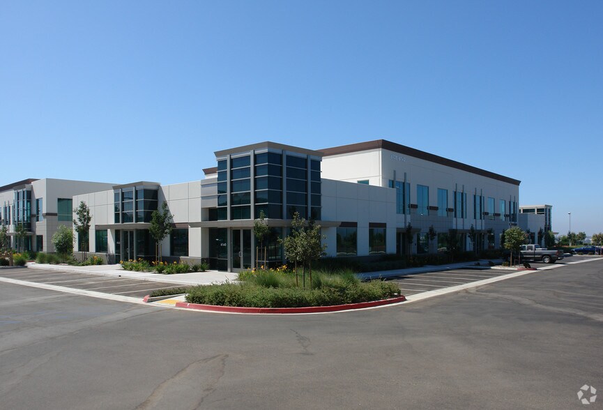 6128-6130 Innovation Way, Carlsbad, CA à louer - Photo principale – Image 1 sur 8
