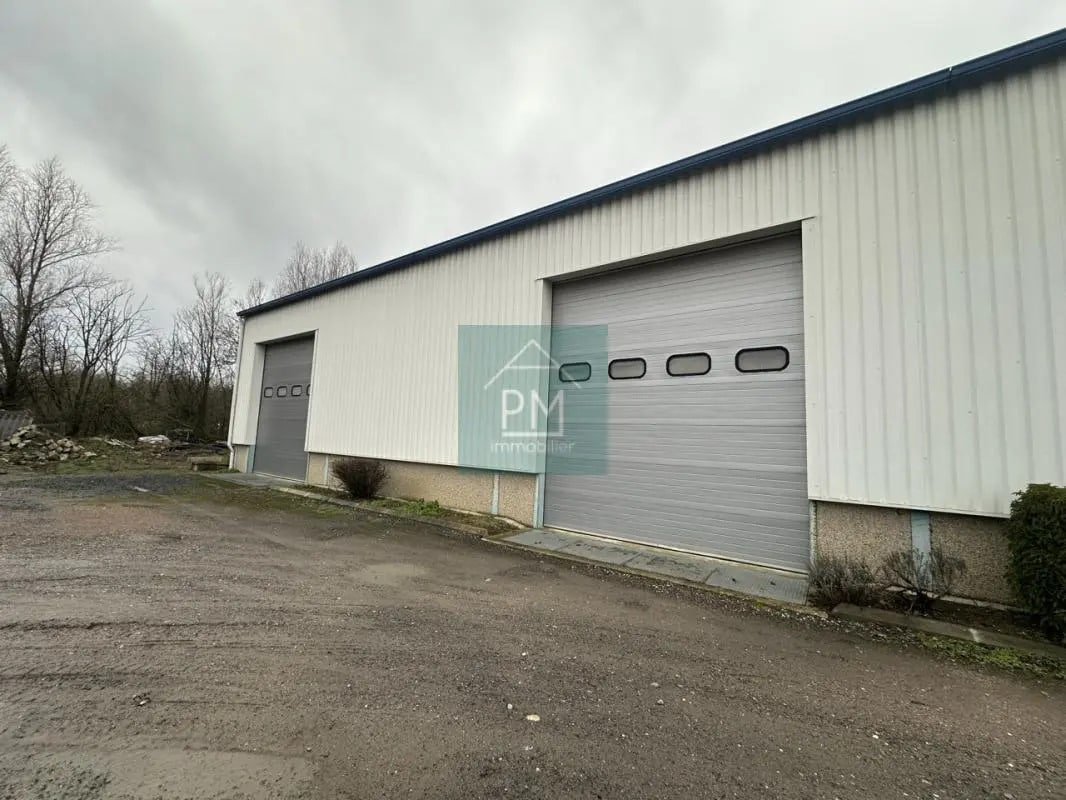 Local d’activités dans Saint-Quentin à louer Photo de l’immeuble– Image 1 sur 6