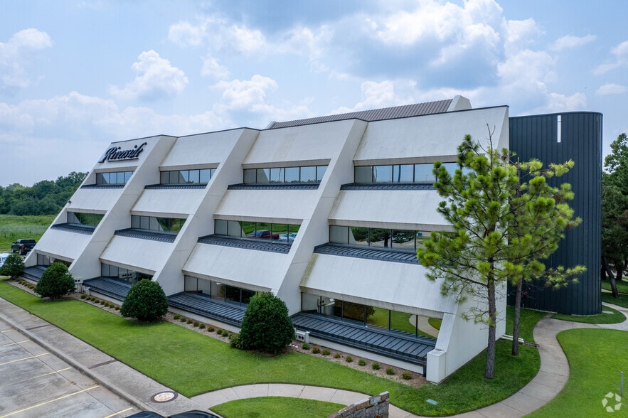 2600 Van Buren St, Norman, OK à vendre - Photo principale – Image 1 sur 12