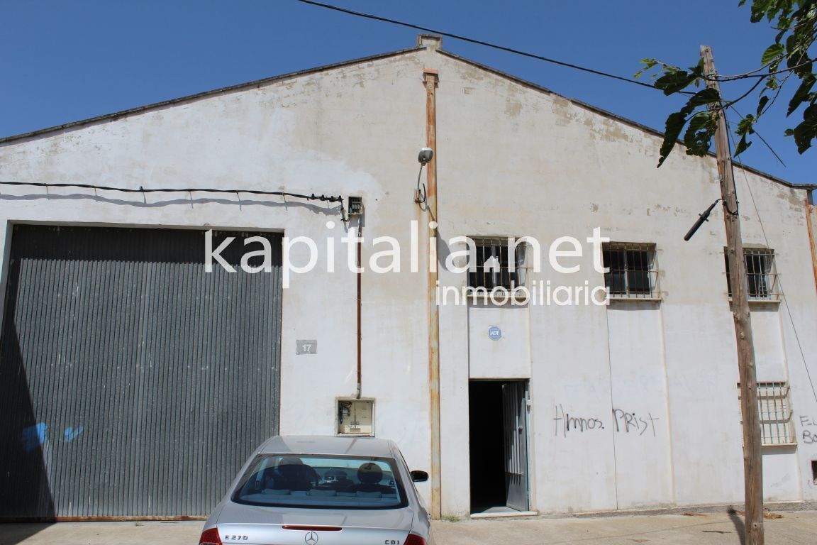 Industriel/Logistique dans Ontinyent, Valencia à vendre Photo de l’immeuble– Image 1 sur 5